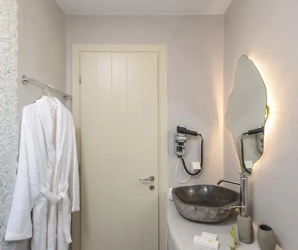 Angel 4* Agia Anna (Naxos)